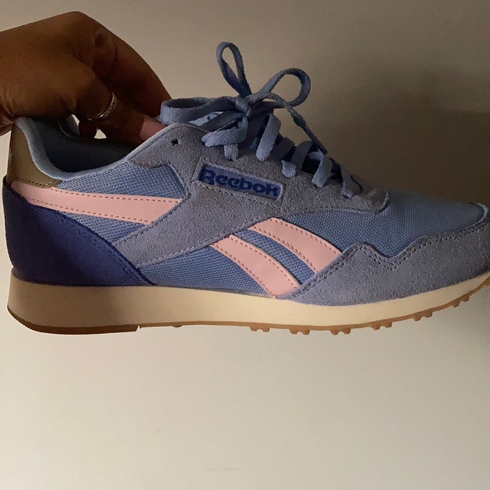 🍭Woman’s Reebok’s shoes🍭